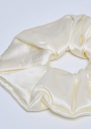 Women's Silk Scrunchie Cream