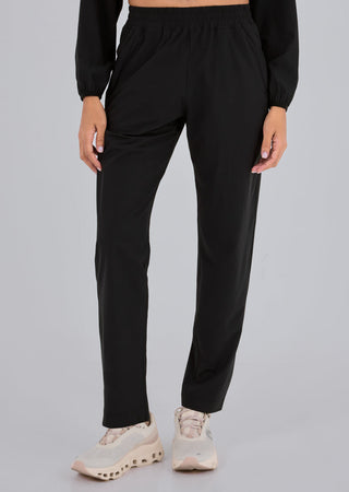 Women's Agility Tapered Pant Black