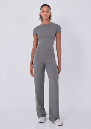 Effortless Tee Pebble Grey